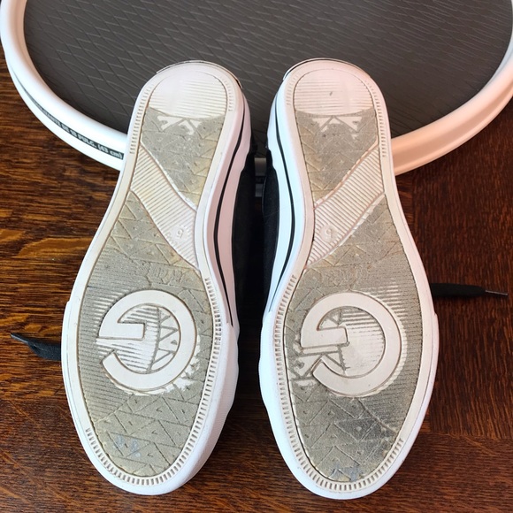 G by Guess black sneakers - Picture 4 of 5